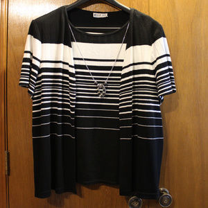 Megan Lee ss sweater w/ necklace